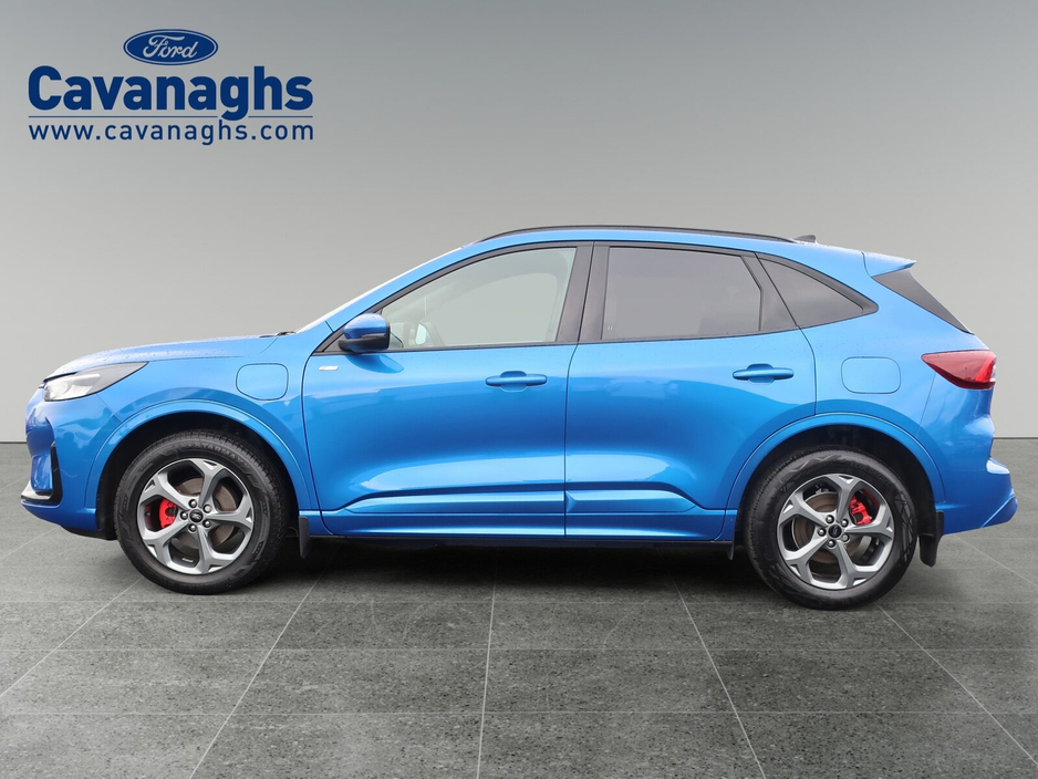 2025 Ford Kuga - image 4