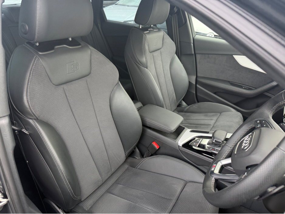 2023 Audi A4 - image 7