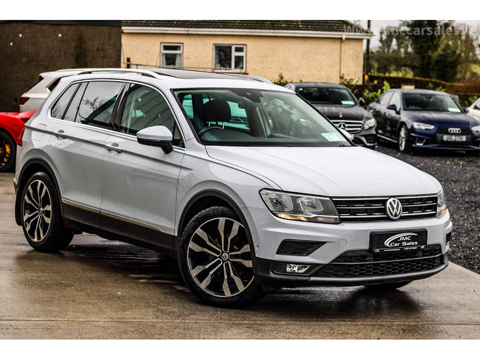 2018 Volkswagen Tiguan - image 4