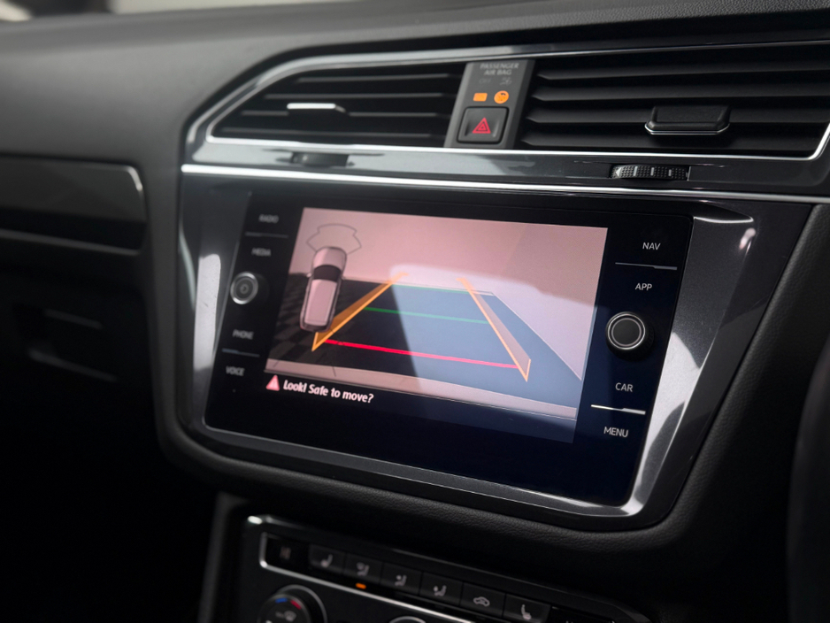 2020 Volkswagen Tiguan Allspace R-LINE 2.0TDI 150HP 7 SEATER *PAN ROOF* €32,990