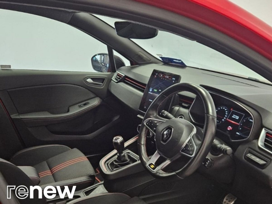 2023 Renault Clio TCe 90 DFull RS Line €24,990