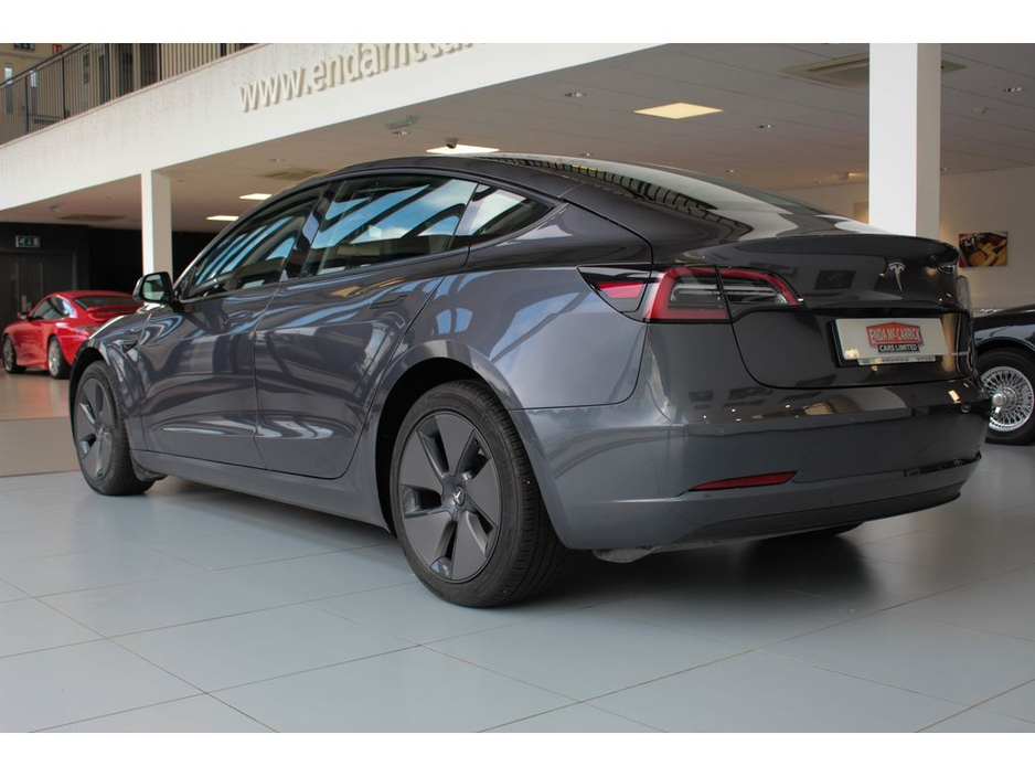 2022 Tesla Model 3 Long Range AWD €28,899