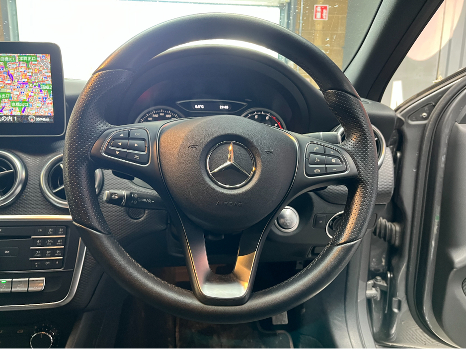 2018 Mercedes-Benz A Class - image 7