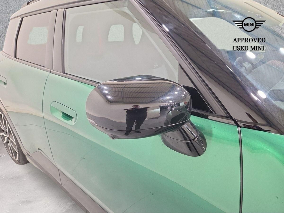 2026 MINI Aceman - image 26