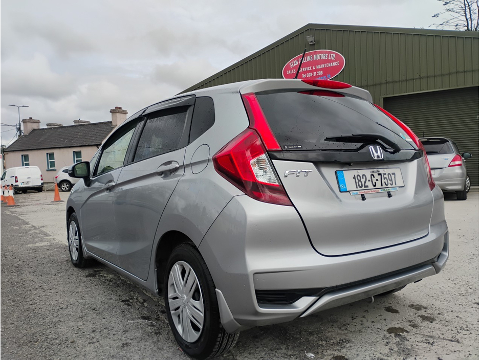 2018 Honda Fit - image 3