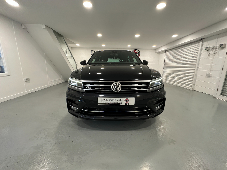 2019 Volkswagen Tiguan (191) TIGUAN 2.0TDI R LINE (LEATHER) DSG 4 MOTION LOW KMS VW/AUDI SPECIALISTS WWW.DENISDARCYCARS.IE €31,950