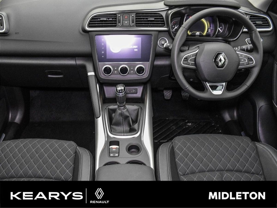 2020 Renault Kadjar - image 4