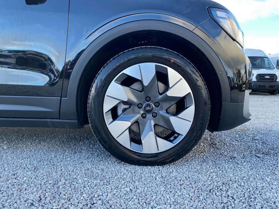 2026 Ford Explorer Premium 77KWh Driver assistance pack