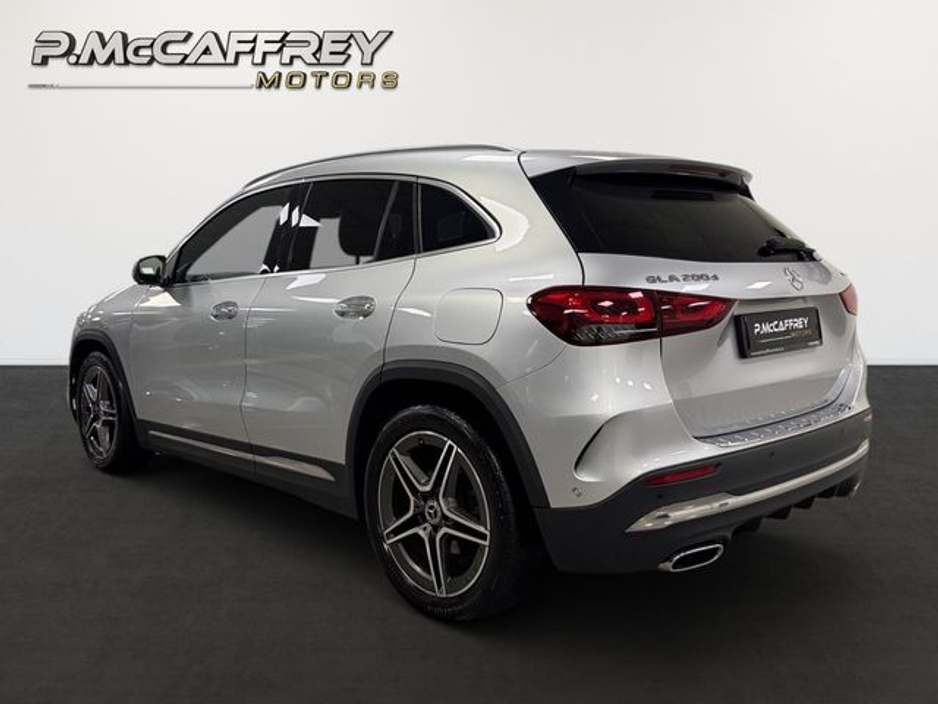 2021 Mercedes-Benz GLA Class - image 7