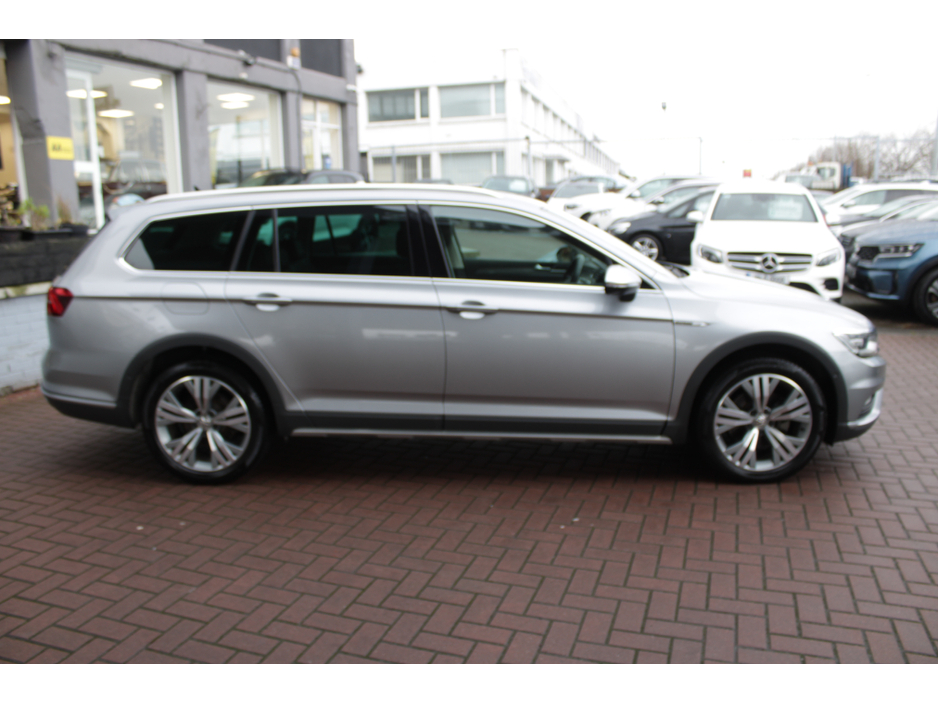 2020 Volkswagen Passat 2.0TDI 150BHP ALLTRACK EDITION 5DR ESTATE AUTOMATIC // STUNNING CAR WITH ONLY 70, 000 KMS // BUY WITH CONFIDENCE AA AND SIMI APPROVED DEALER 2025 // FINANCE ARRANGED // ALL TRADE INS WELCOME // €29,950