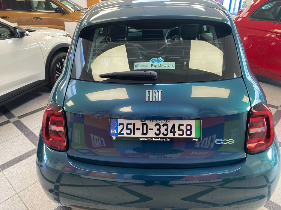 2025 Fiat 500e Fully Electric, e500 Icon, 42KWH 320Kms Range , €19,950