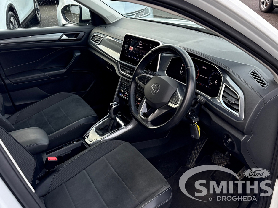 2023 Volkswagen T-Roc STYLE 1.5TSI 150HP €32,950
