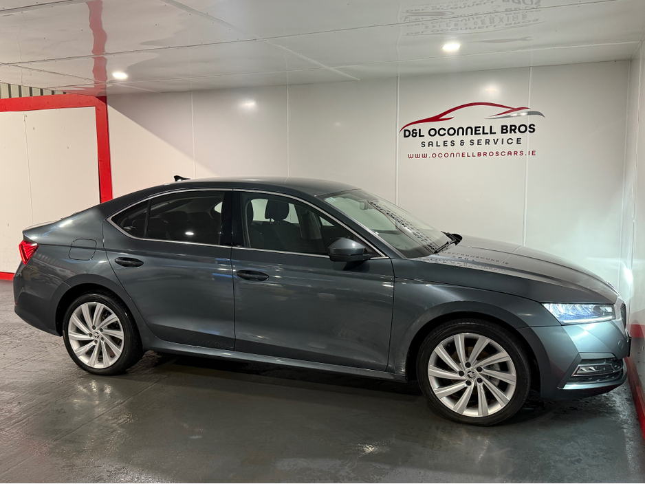 2022 Skoda Octavia - image 20