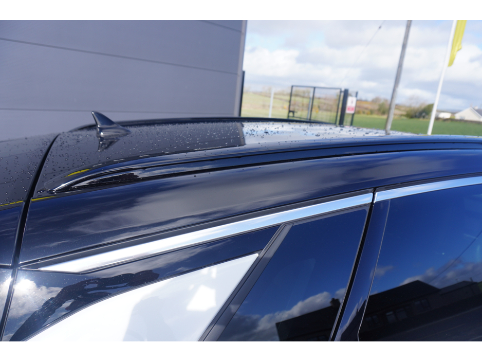 2023 Opel Grandland - image 10