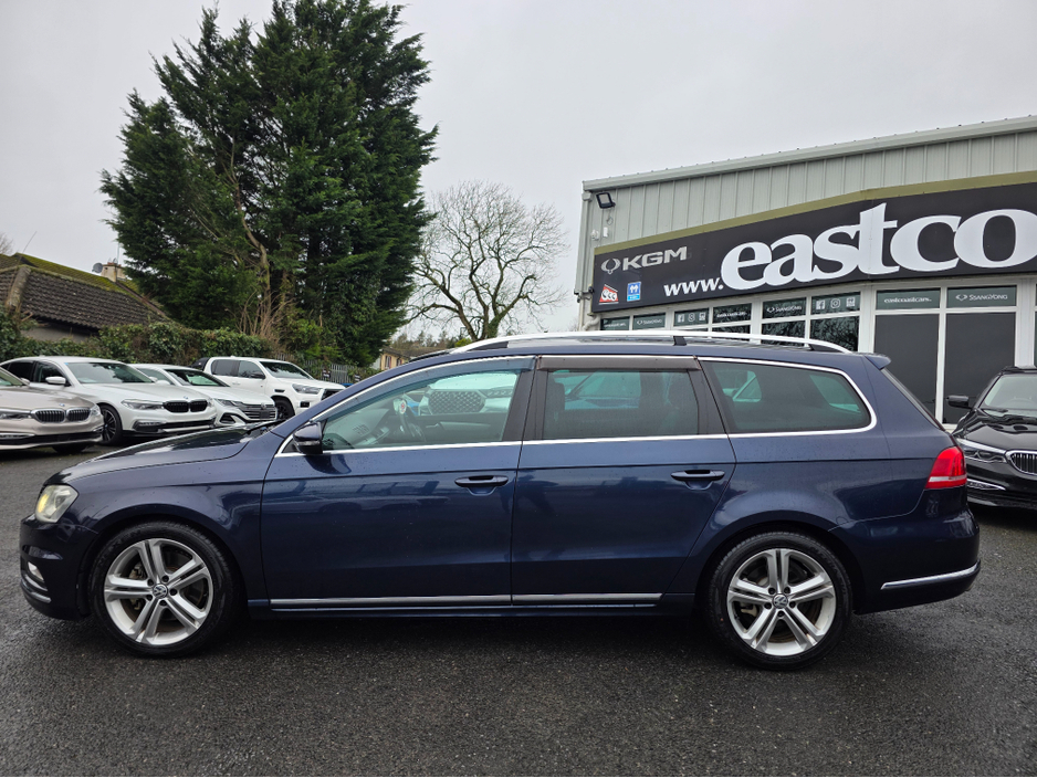 2015 Volkswagen Passat - image 14