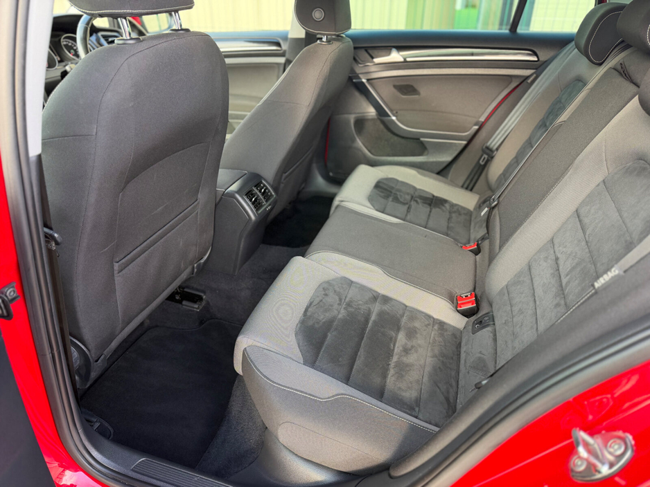 2016 Volkswagen Golf 1.4 TSI 5DR 150HP ACT Highline €13,950