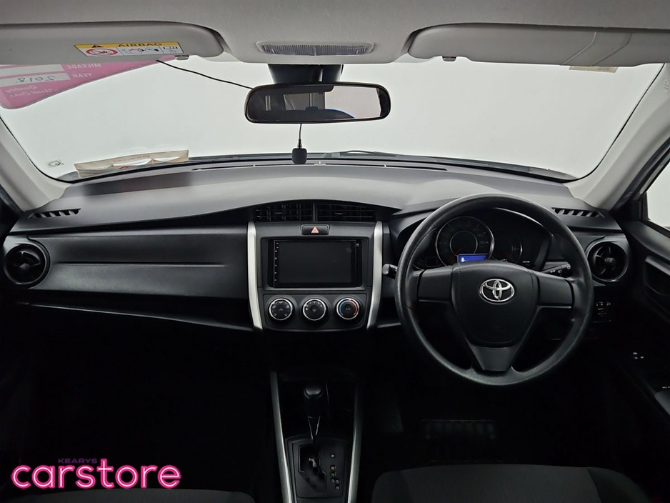 2018 Toyota Corolla - image 11