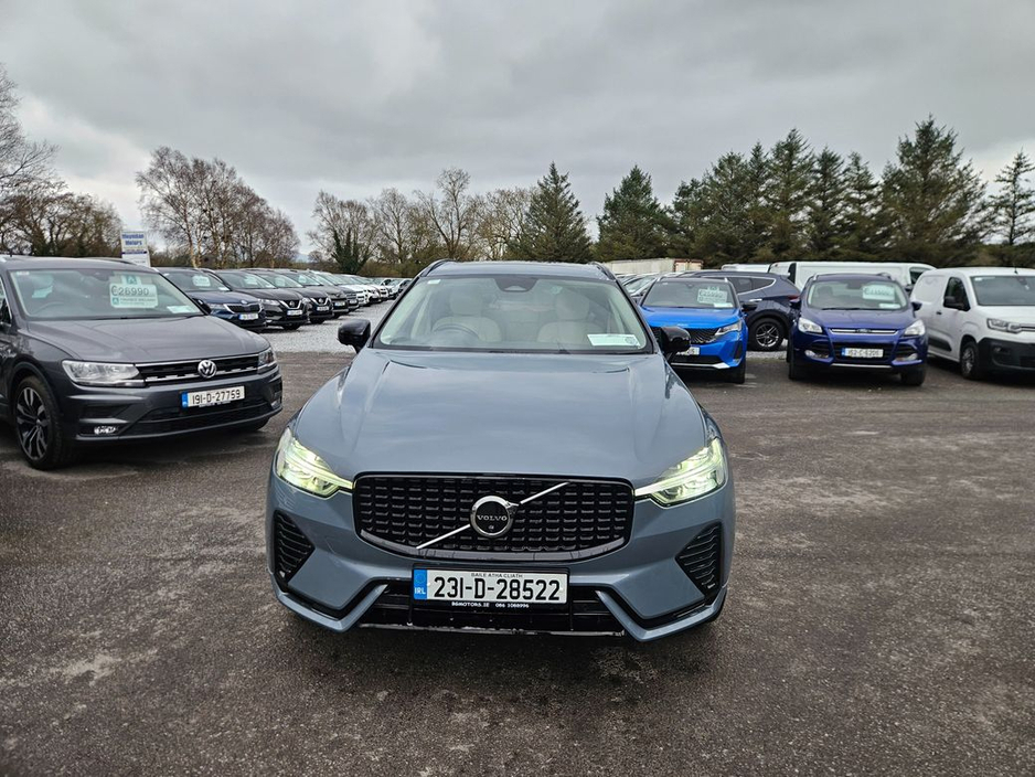 2023 Volvo XC60 - image 14