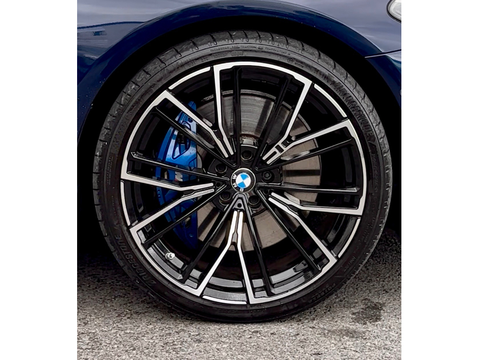 2023 BMW 5 Series - image 16