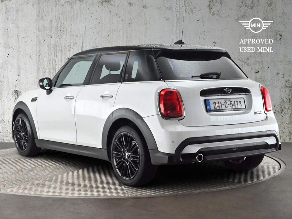 2024 MINI Hatch 5-Door Cooper Exclusive €35,900