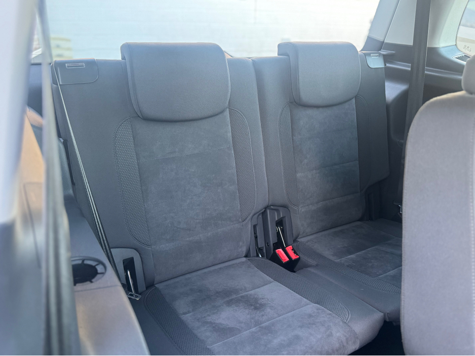 2014 Volkswagen Touran 1.4i HIGHLINE... AUTOMATIC...2 KEYS €11,950