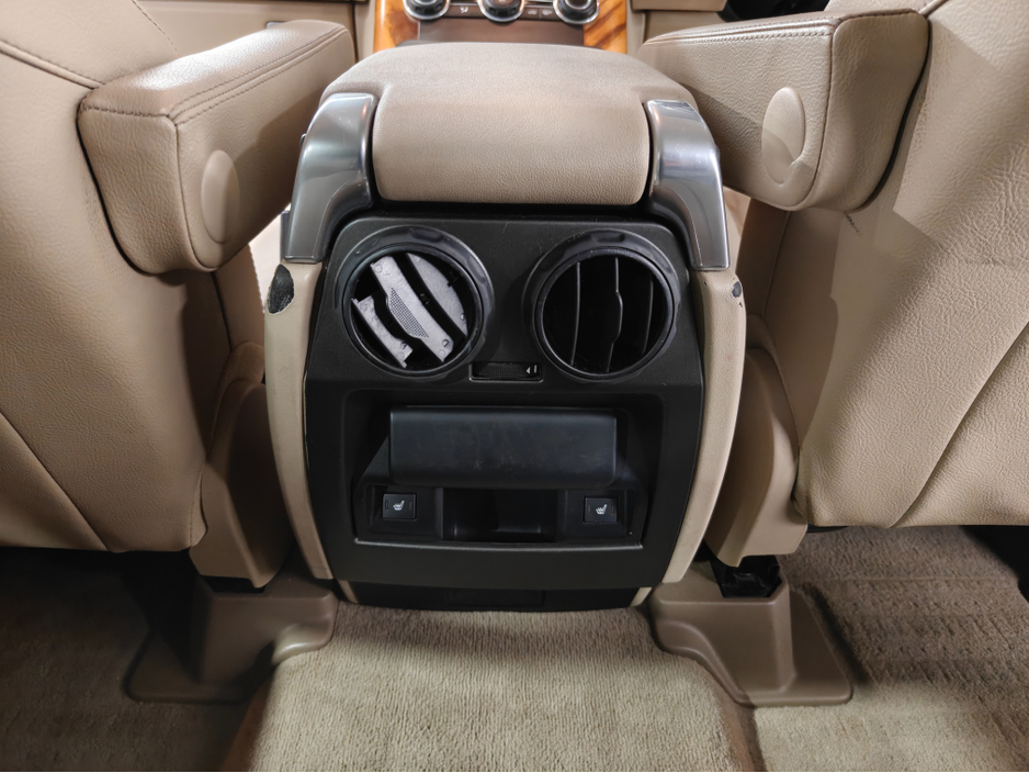 2013 Land Rover Range Rover - image 17