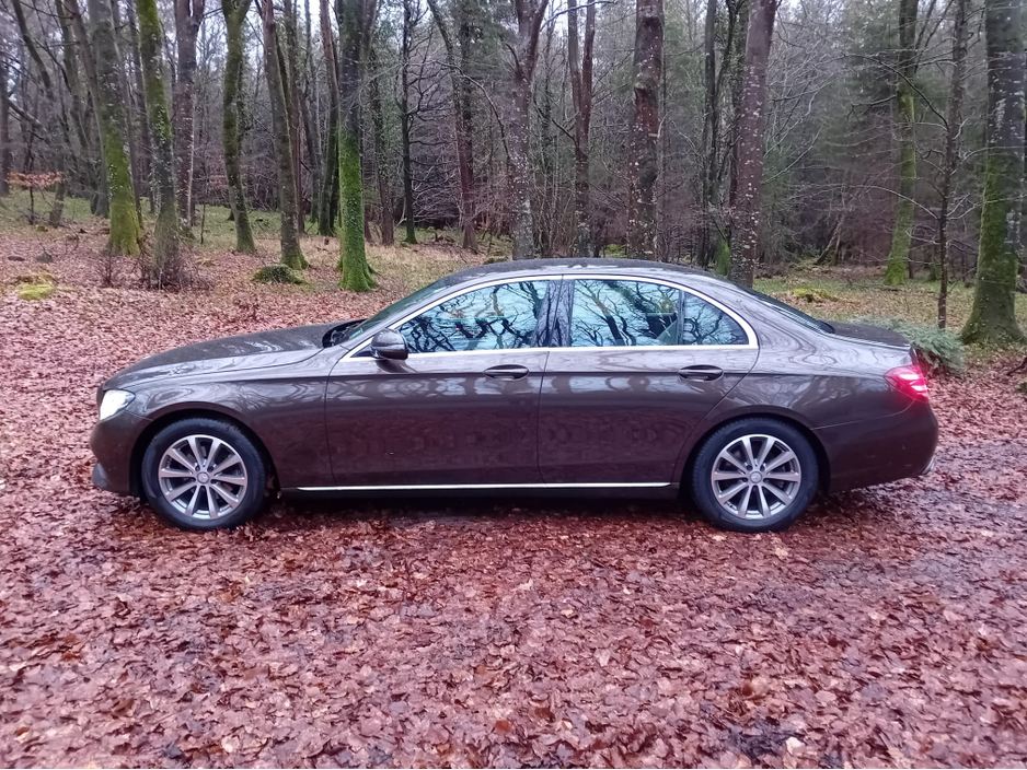 2017 Mercedes-Benz E Class - image 4