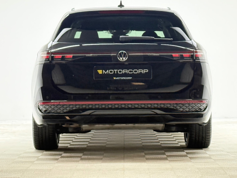 2025 Volkswagen Passat R-LINE 1.5 PHEV DSG €42,990