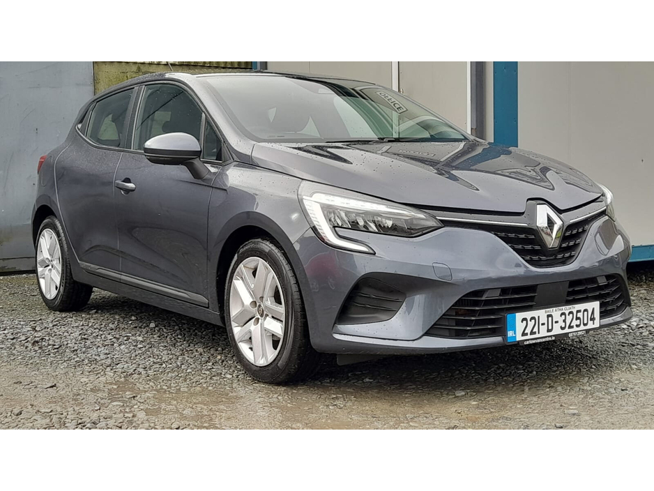 2022 Renault Clio Dynamique TCe 90 €14,450