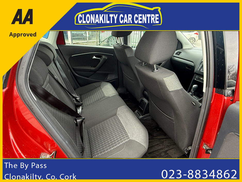 2014 Volkswagen Polo - image 12