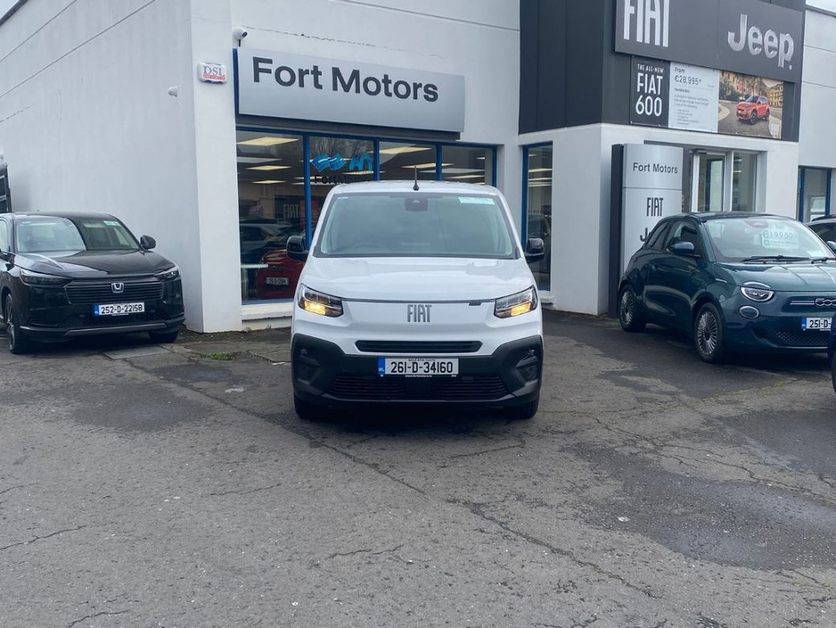 2026 Fiat Doblo - image 2