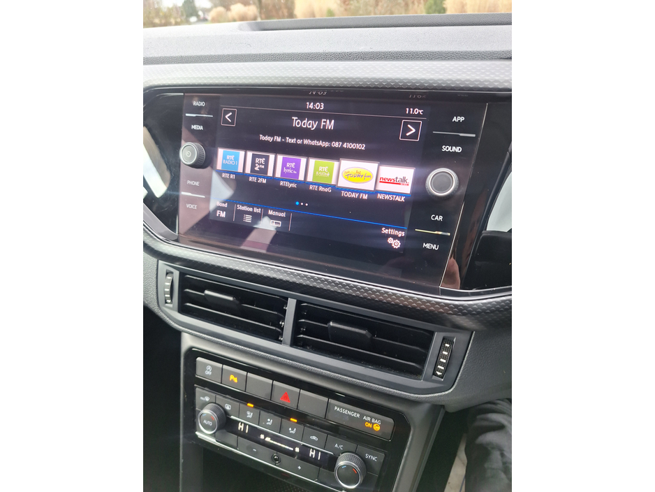 2019 Volkswagen T-Cross LIFE 1.0 TSI MANUAL 5SPEED 95BHP 5DR €15,995