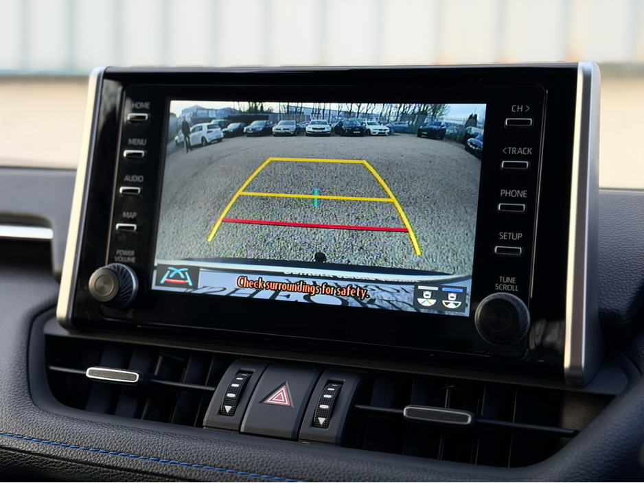 2022 Toyota Rav4 - image 15