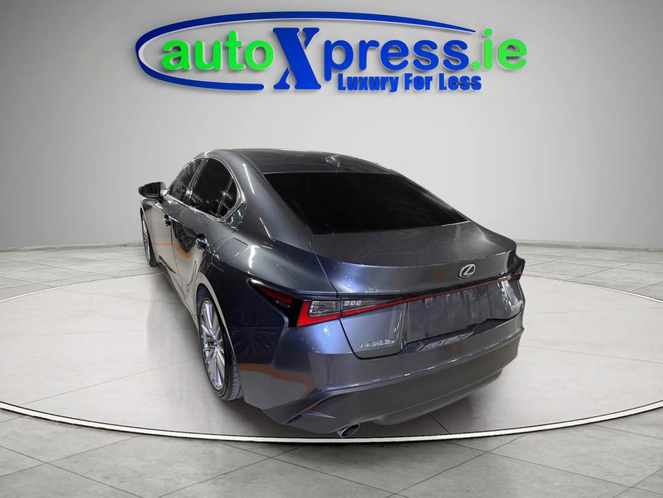 2022 Lexus IS 300 h IS300H VERSION L