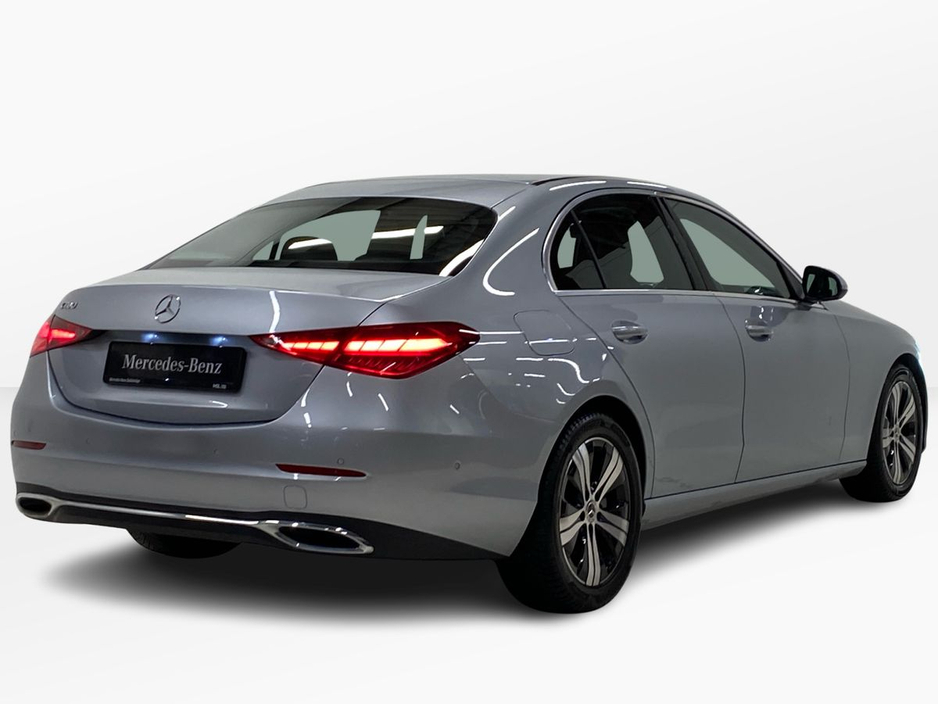 2022 Mercedes-Benz C Class - image 3