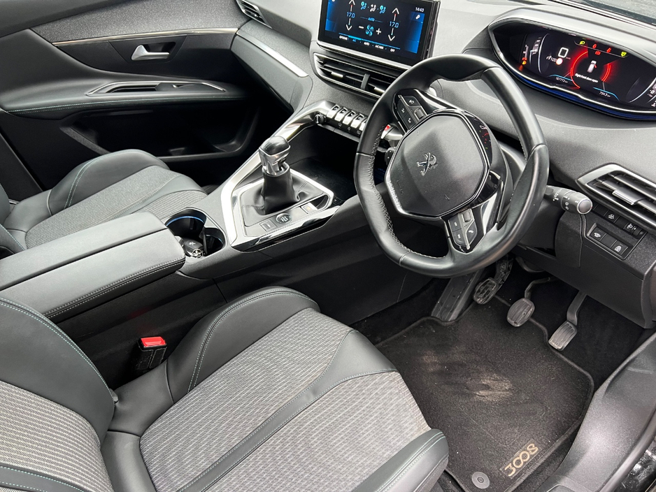 2021 Peugeot 3008 - image 17