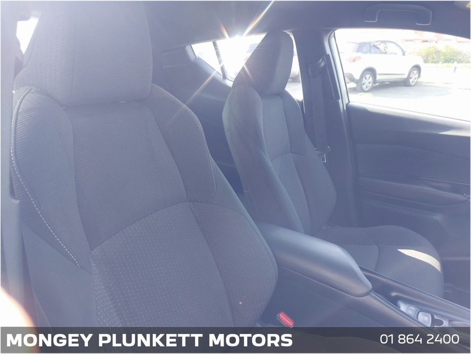 2017 Toyota C-HR - image 12