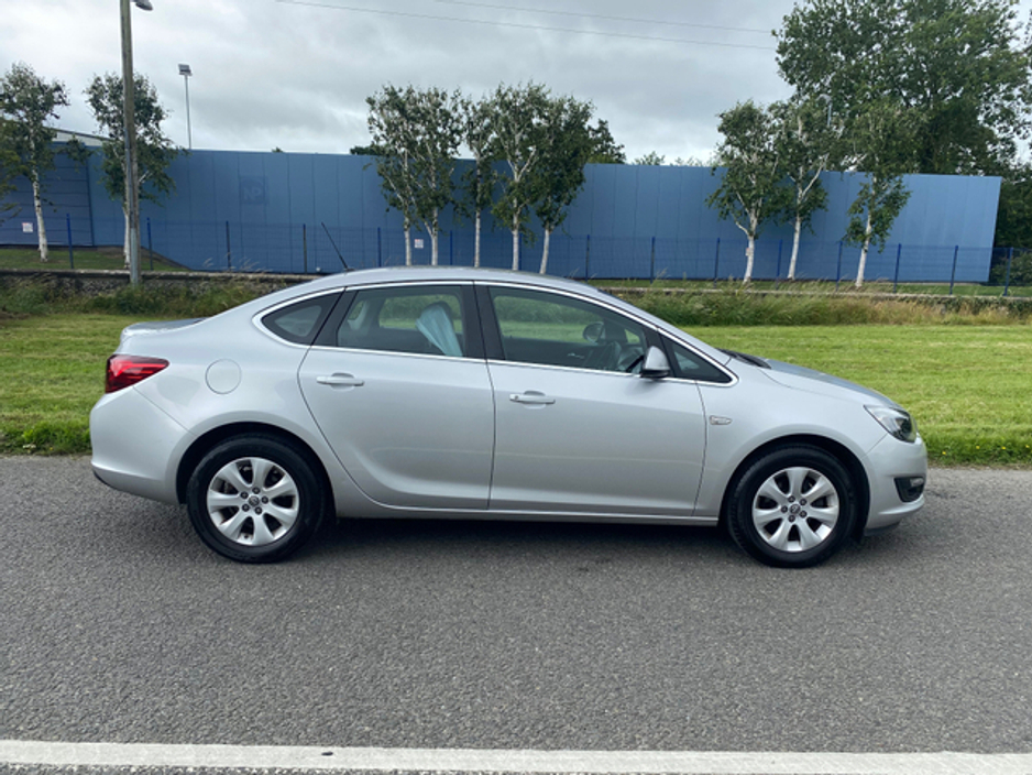 2016 Opel Astra SALOON 1.4 I 4DR €8,500