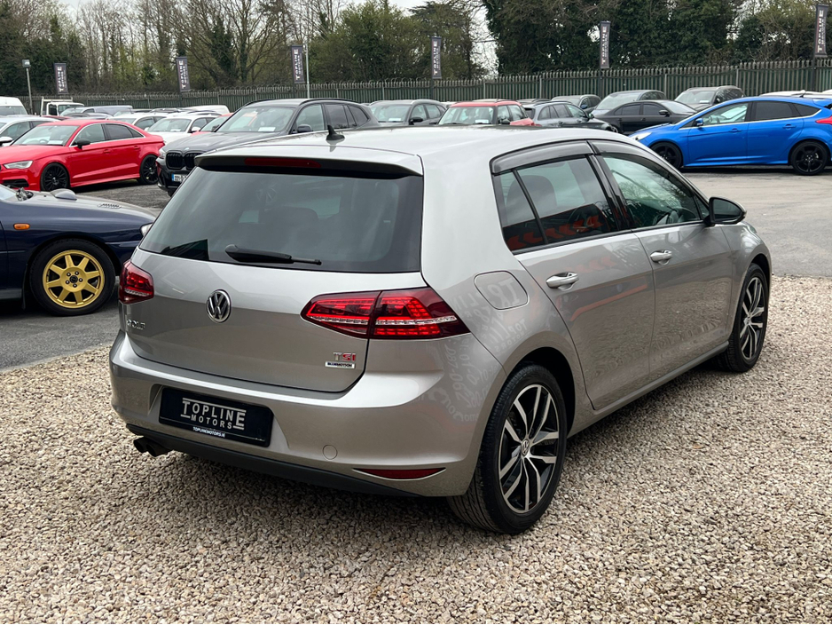 2017 Volkswagen Golf - image 5