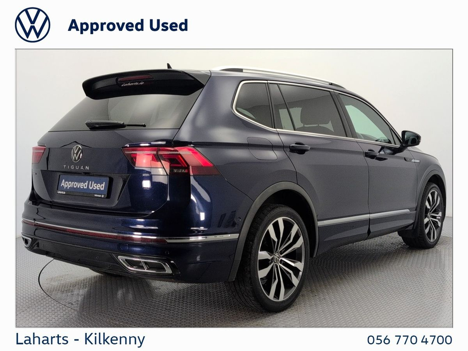 2023 Volkswagen Tiguan Allspace - image 3