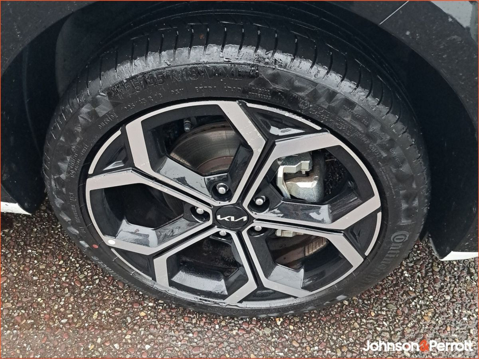 2025 Kia Niro Niro K3 HEV 3.9% APR available €35,900