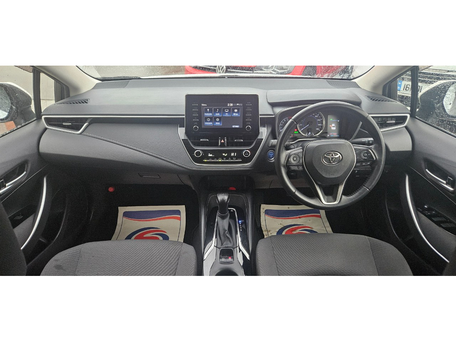 2020 Toyota Corolla - image 25