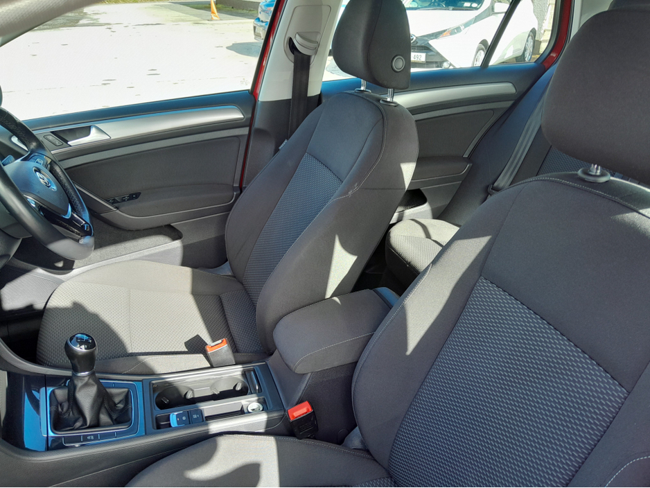 2018 Volkswagen Golf - image 22