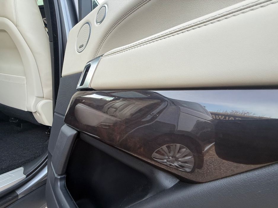 2016 Land Rover Range Rover - image 37