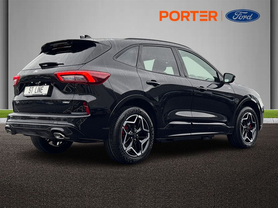 2026 Ford Kuga - image 3