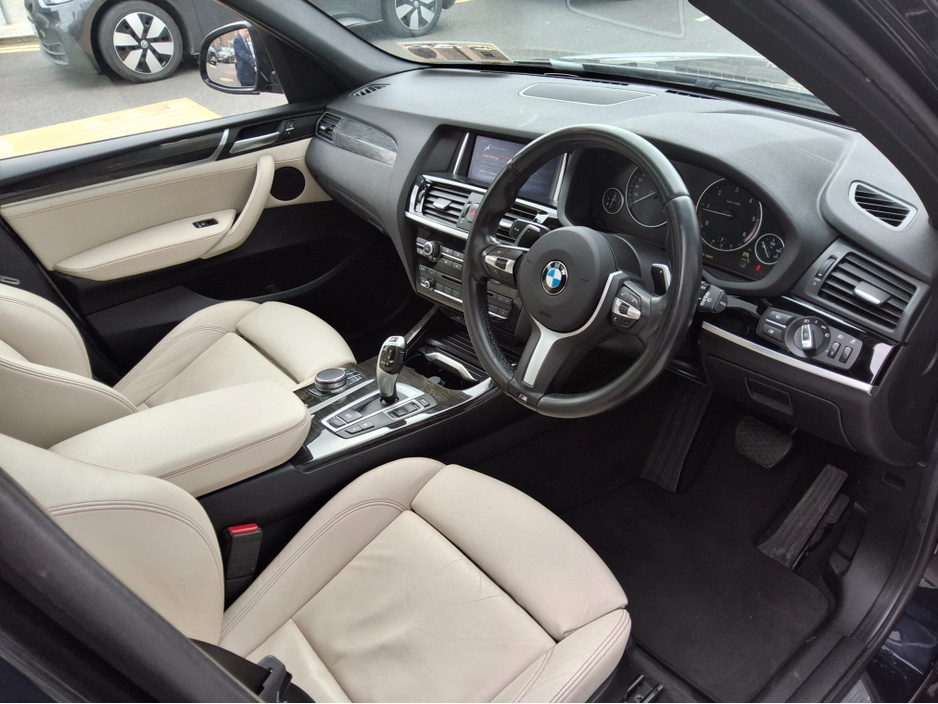 2017 BMW X3 - image 10