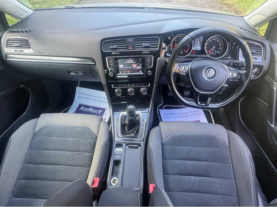 2014 Volkswagen Golf - image 6