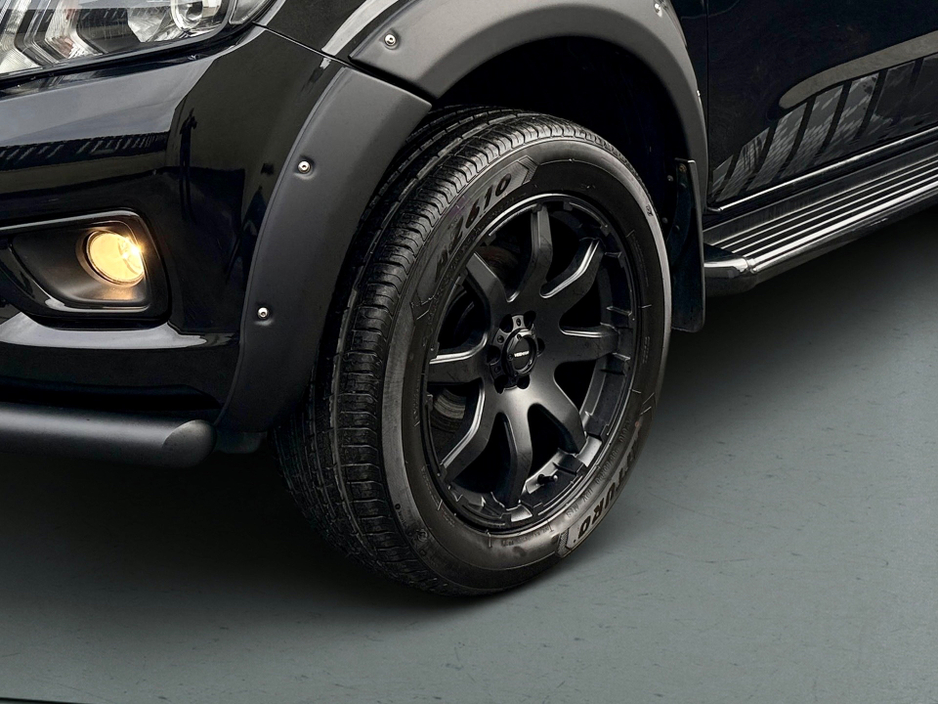 2019 Nissan Navara 2.3 DCI N-GUARD AUTO**NO VAT**31/12/19**FULL BODY KIT**NEW MODEL**MINT**FSH** €25,950