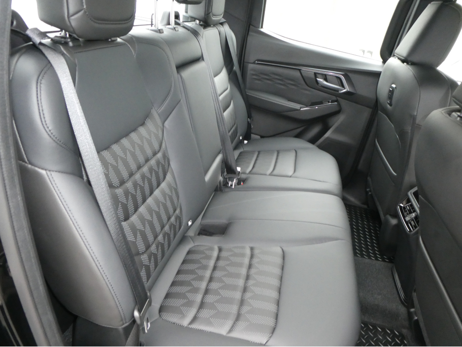 2026 Isuzu D-MAX LSE WITH ROLLER TOP