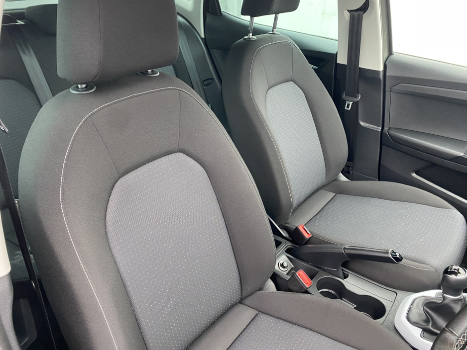 2025 SEAT Arona - image 6